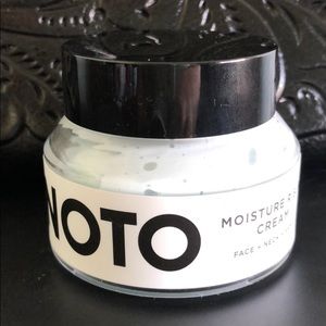 NOTO moisture riser face neck and hand
